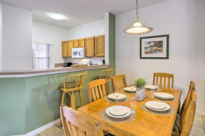 Cozy Kissimmee Townhome about 8 Mi to Disney World!
